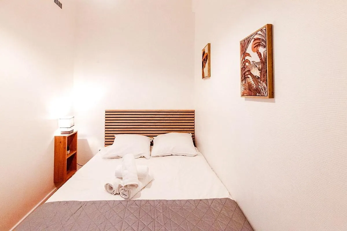 Apartment Studio Lumineux Idealement Situe Bais