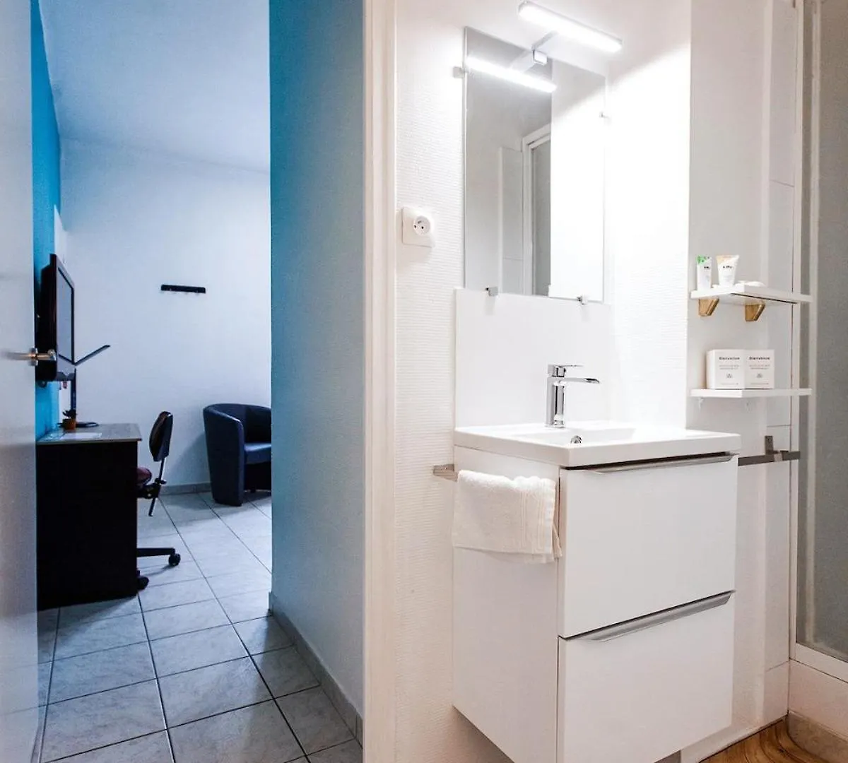 Studio Lumineux Idealement Situe Bais  France